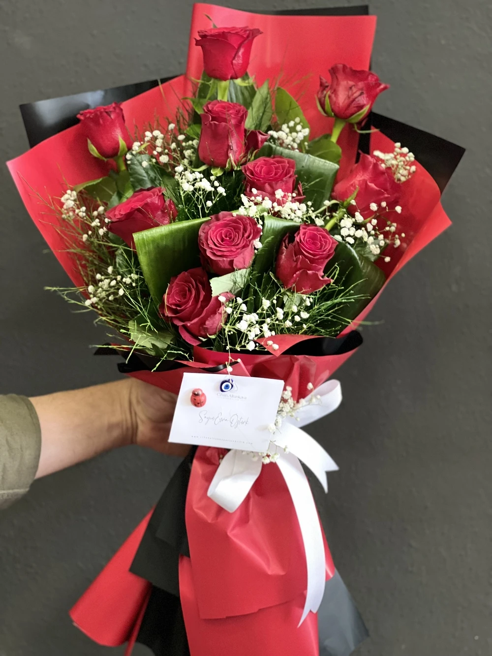 10 Kırmızı Gül Buketi